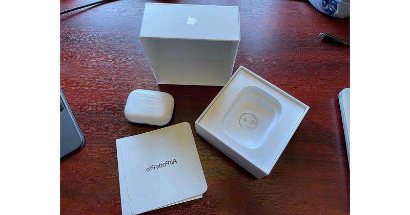 Unboxing AirPods Pro 2