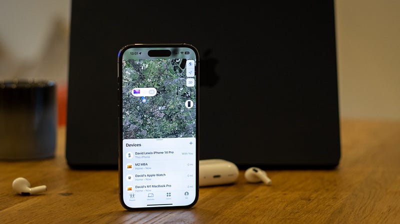 Apple Find My app interface